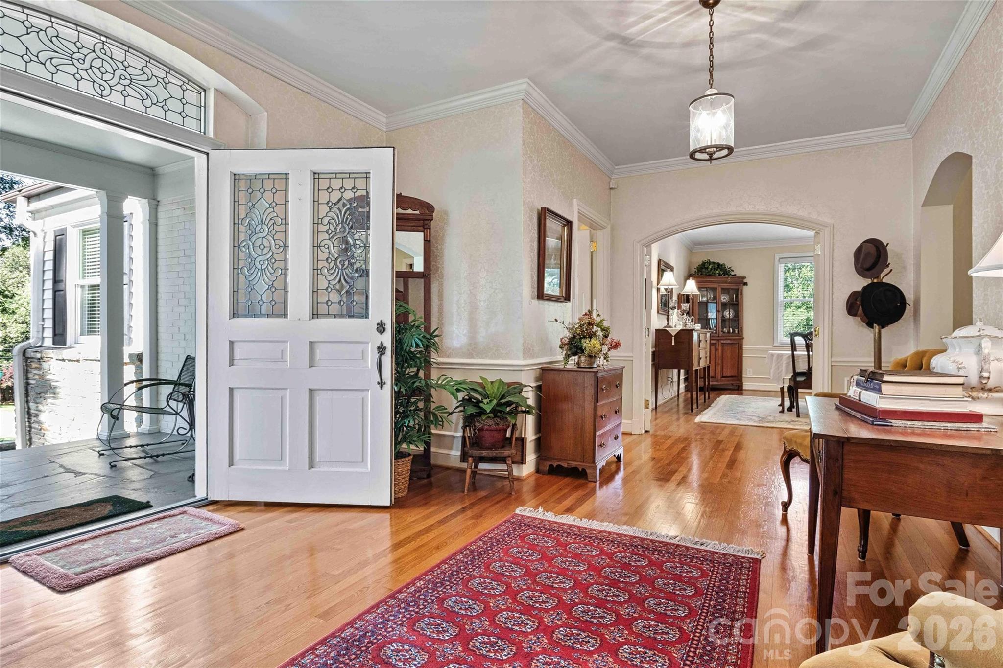 842 North Center Street Hickory NC 28601