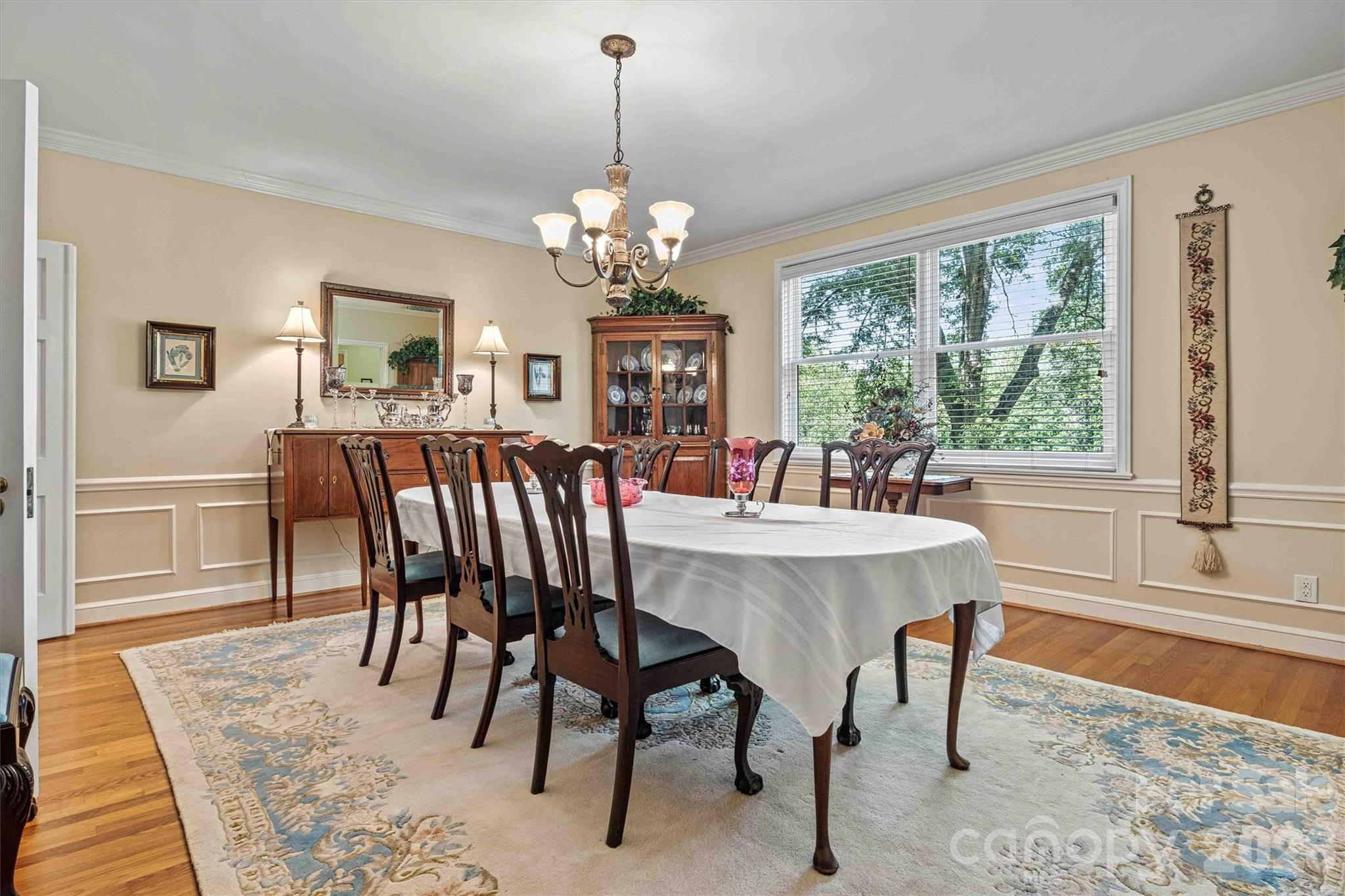 842 North Center Street Hickory NC 28601