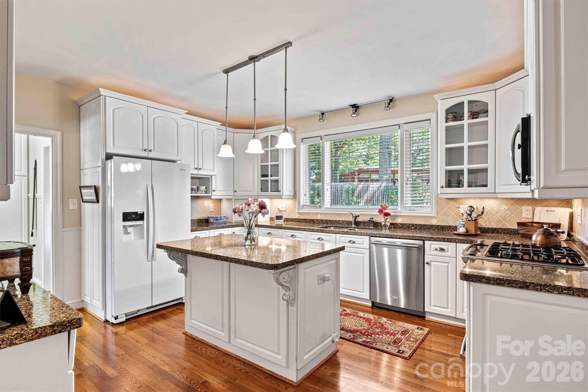 842 North Center Street Hickory NC 28601