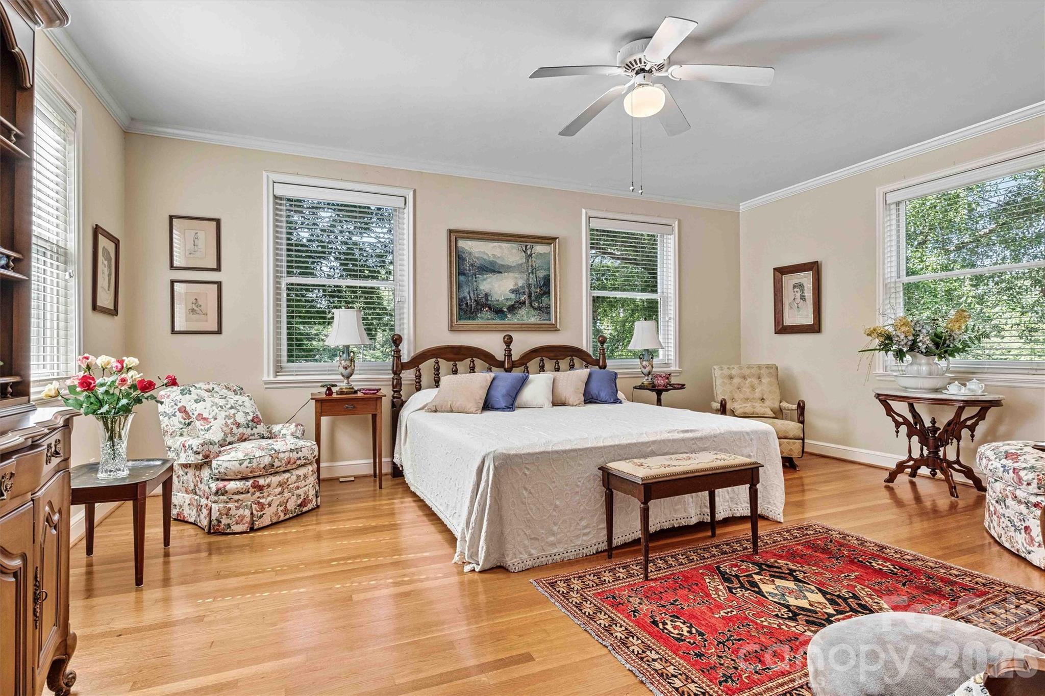 842 North Center Street Hickory NC 28601