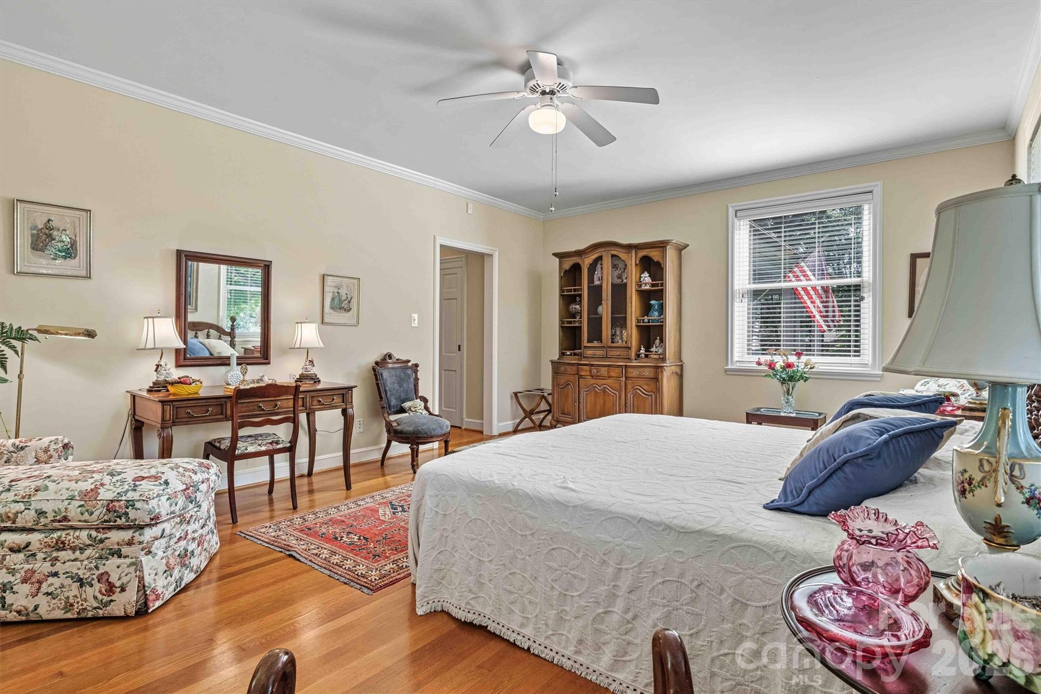 842 North Center Street Hickory NC 28601