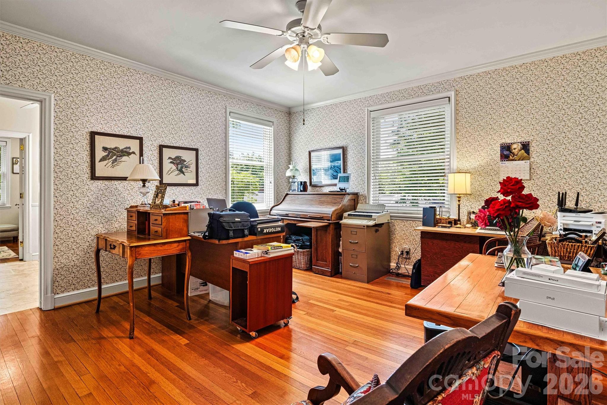 842 North Center Street Hickory NC 28601