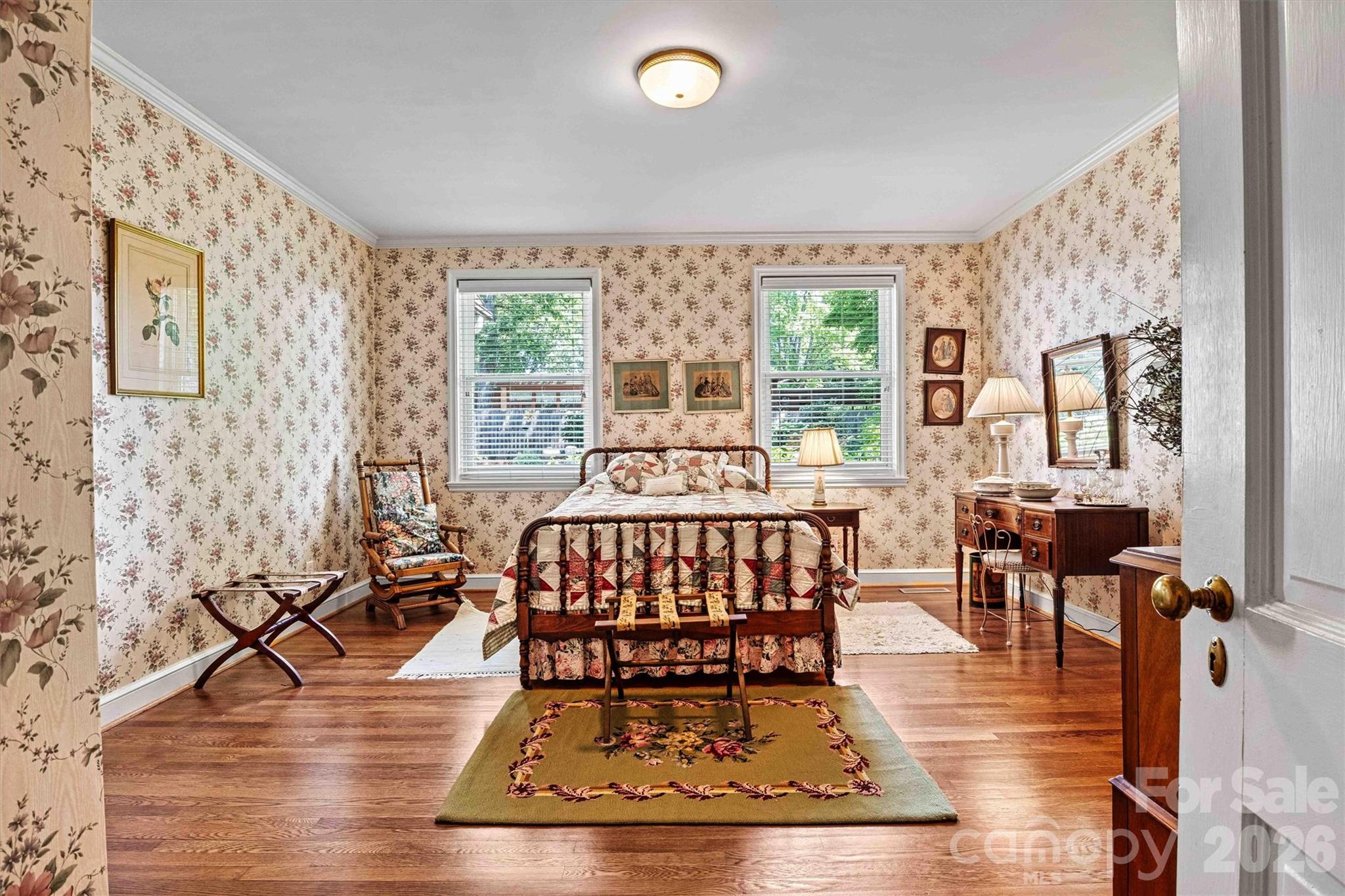 842 North Center Street Hickory NC 28601