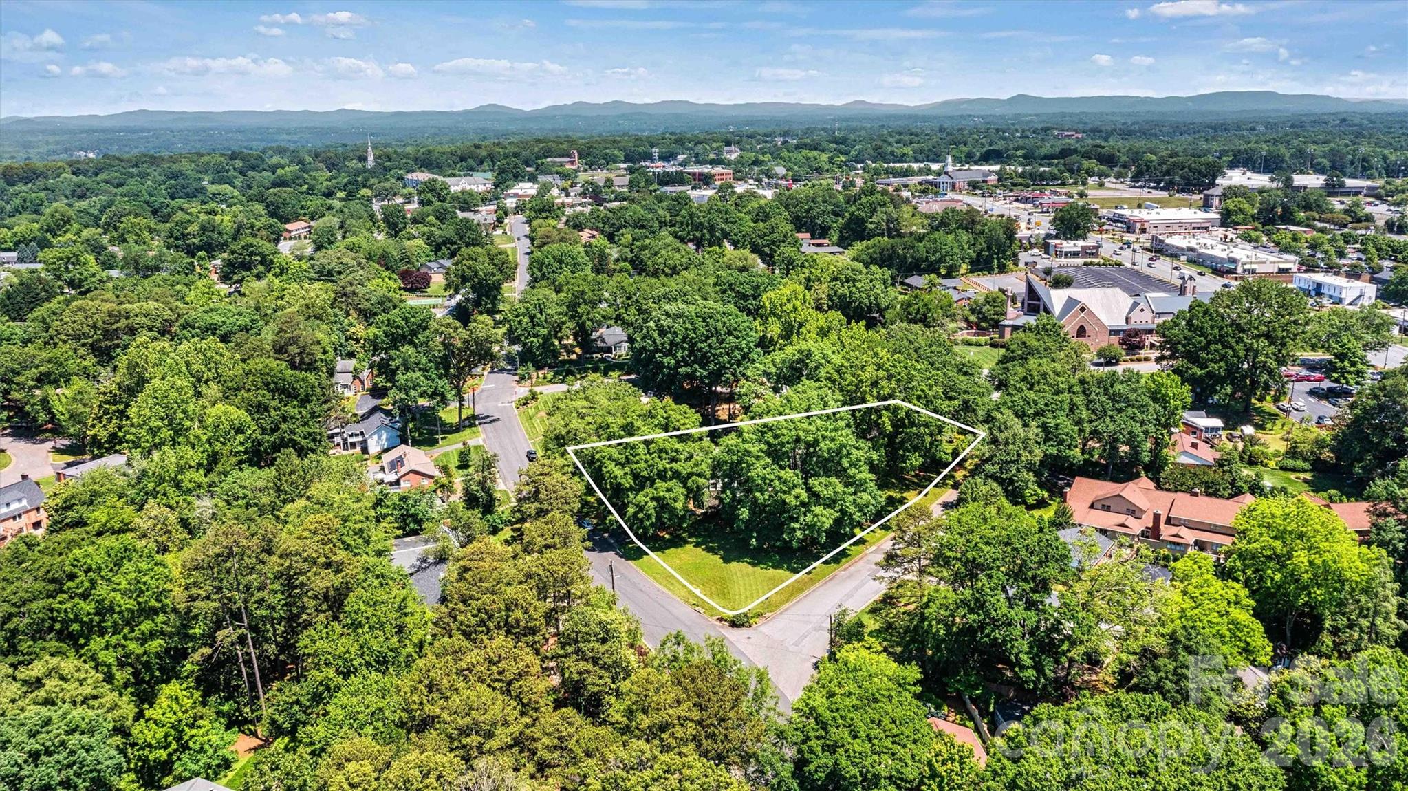 842 North Center Street Hickory NC 28601