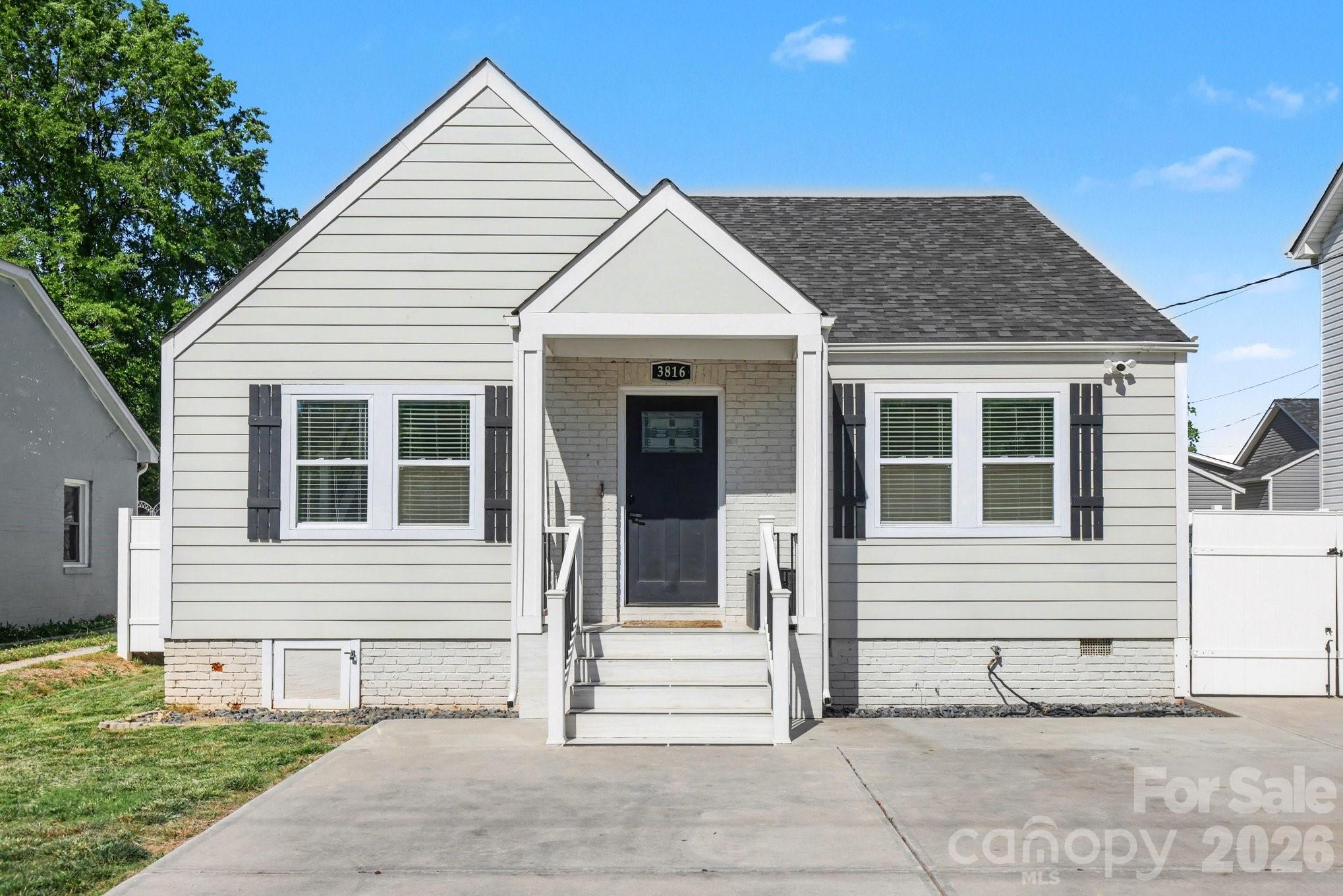 3816 Freedom Drive Charlotte NC 28208