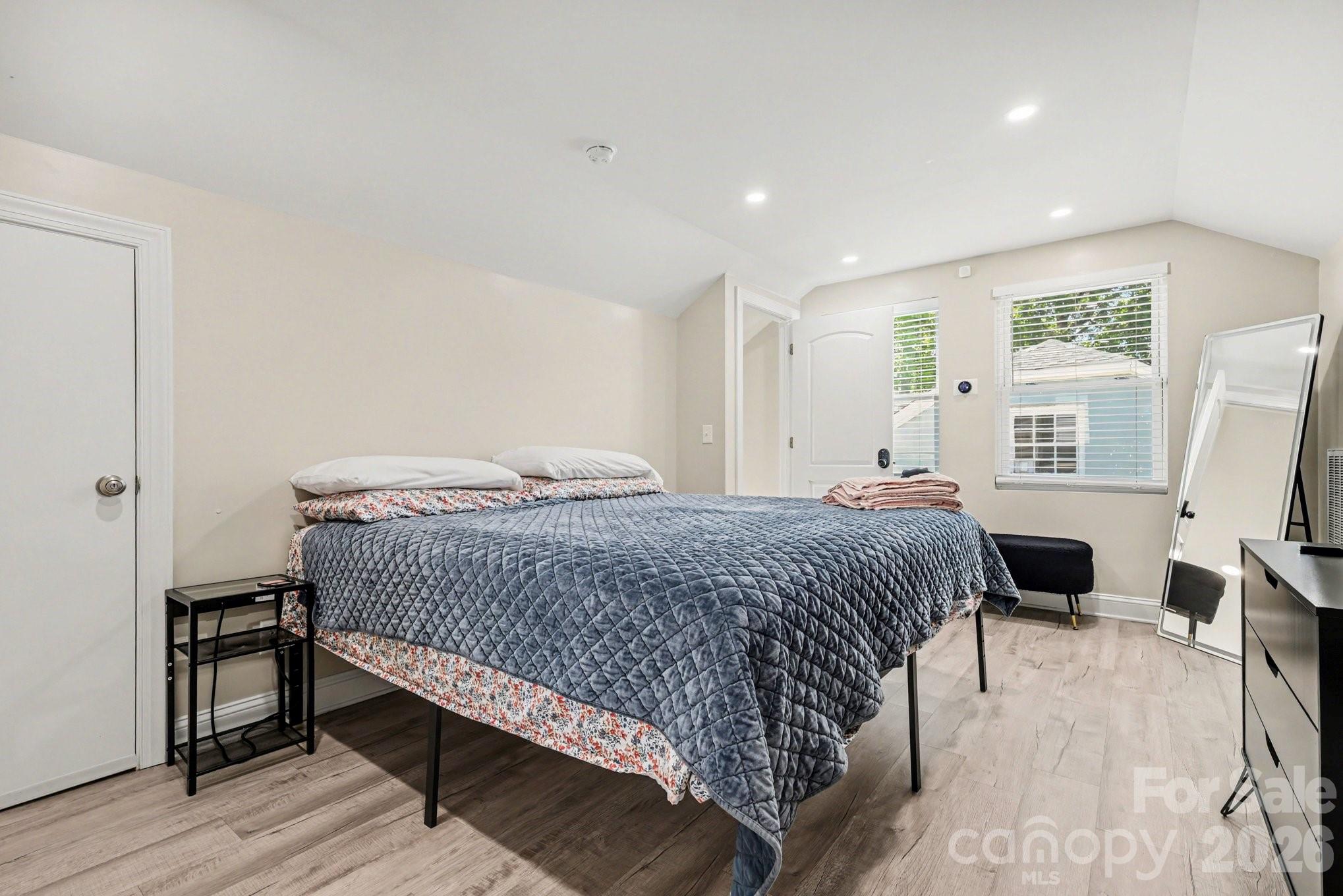 3816 Freedom Drive Charlotte NC 28208