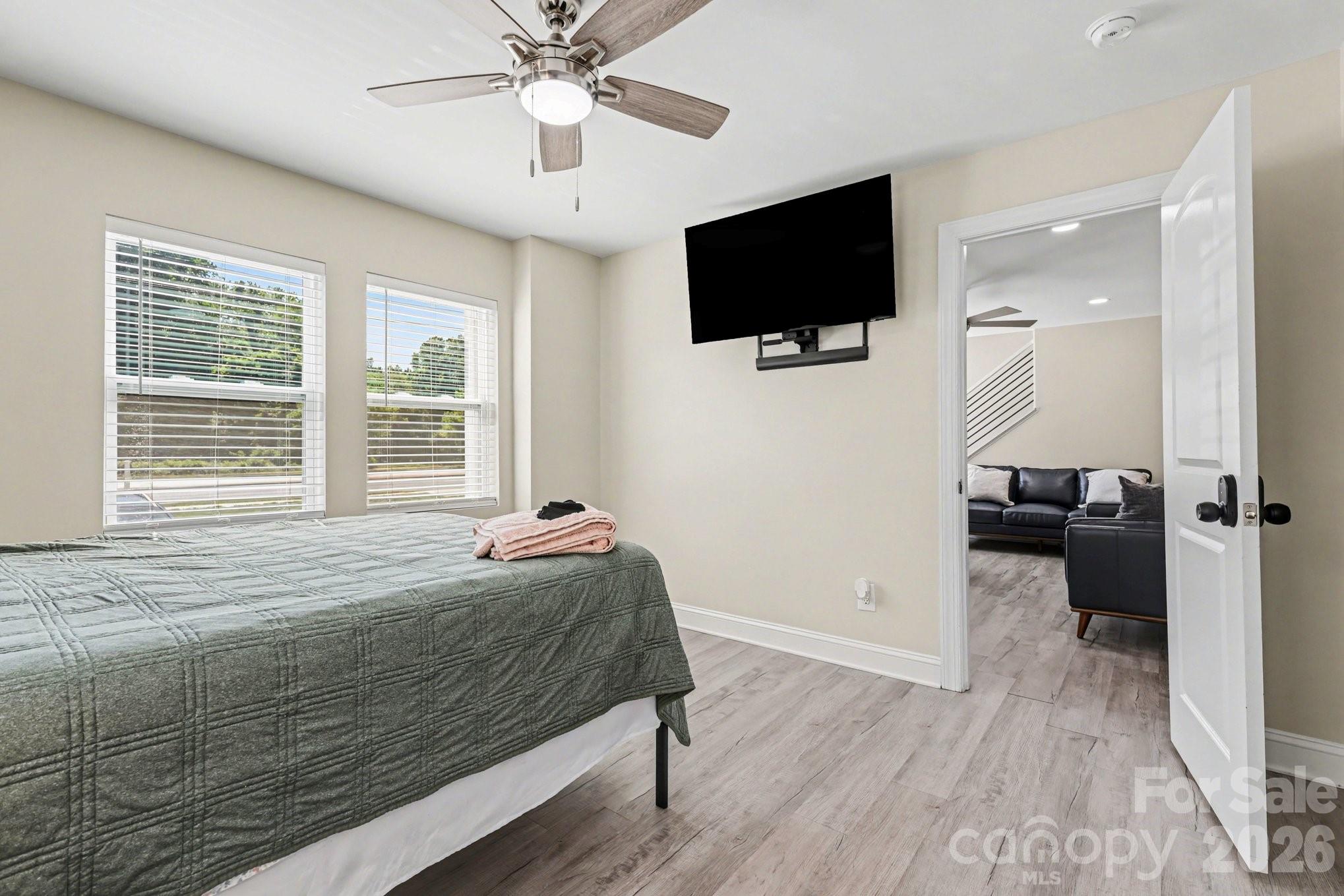 3816 Freedom Drive Charlotte NC 28208