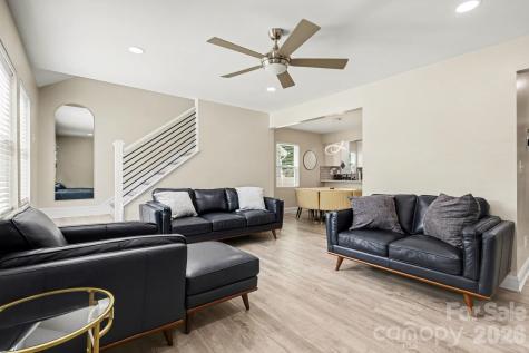3816 Freedom Drive Charlotte NC 28208