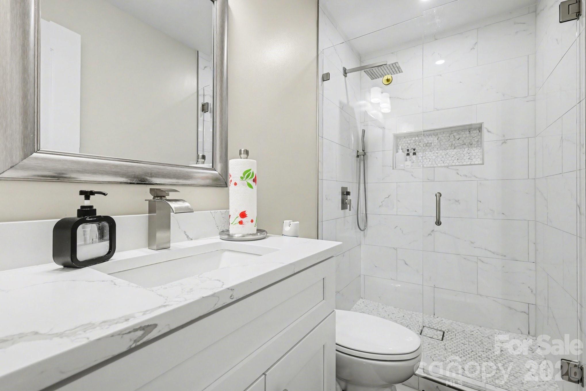 3816 Freedom Drive Charlotte NC 28208