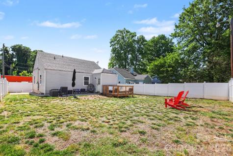 3816 Freedom Drive Charlotte NC 28208