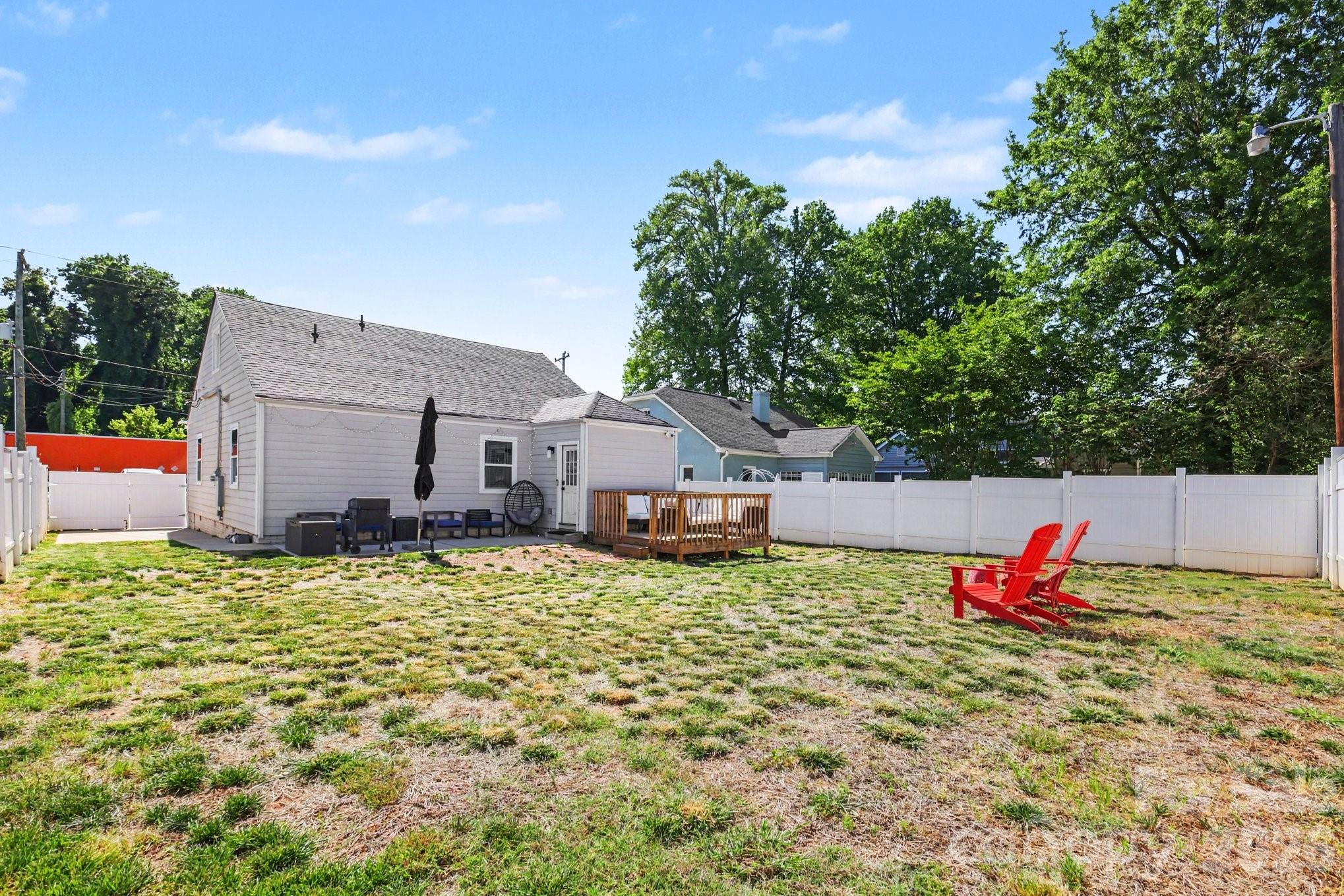 3816 Freedom Drive Charlotte NC 28208