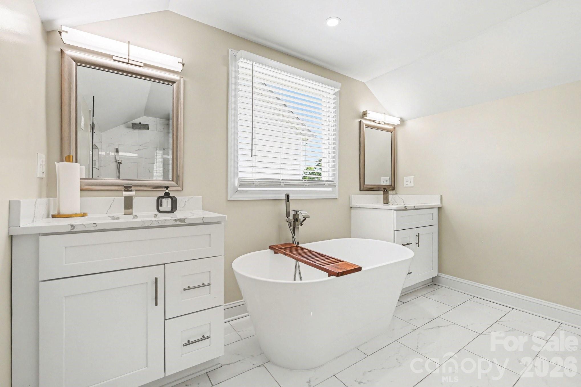 3816 Freedom Drive Charlotte NC 28208