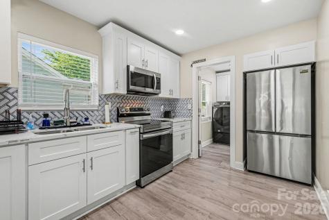3816 Freedom Drive Charlotte NC 28208