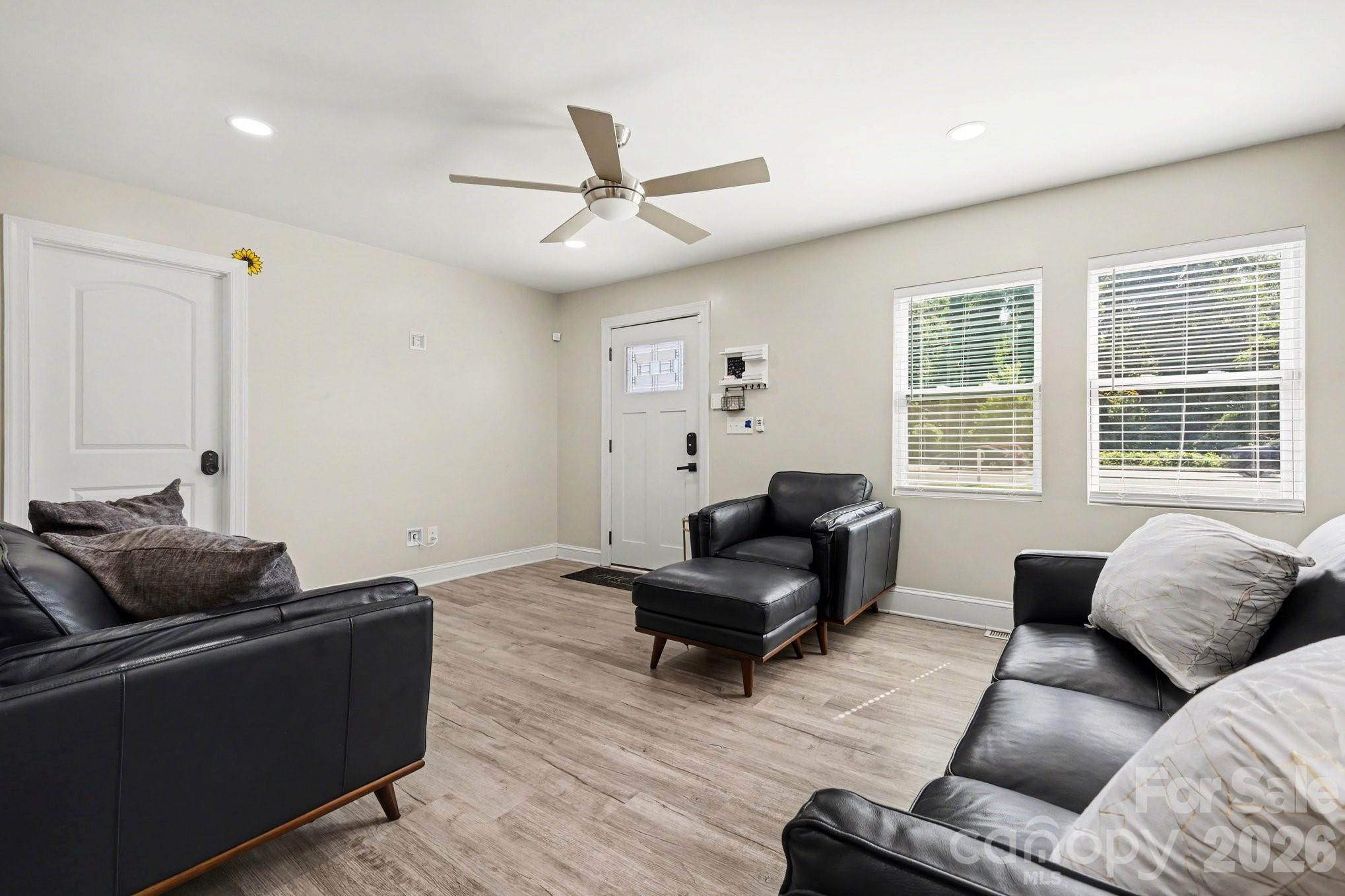 3816 Freedom Drive Charlotte NC 28208