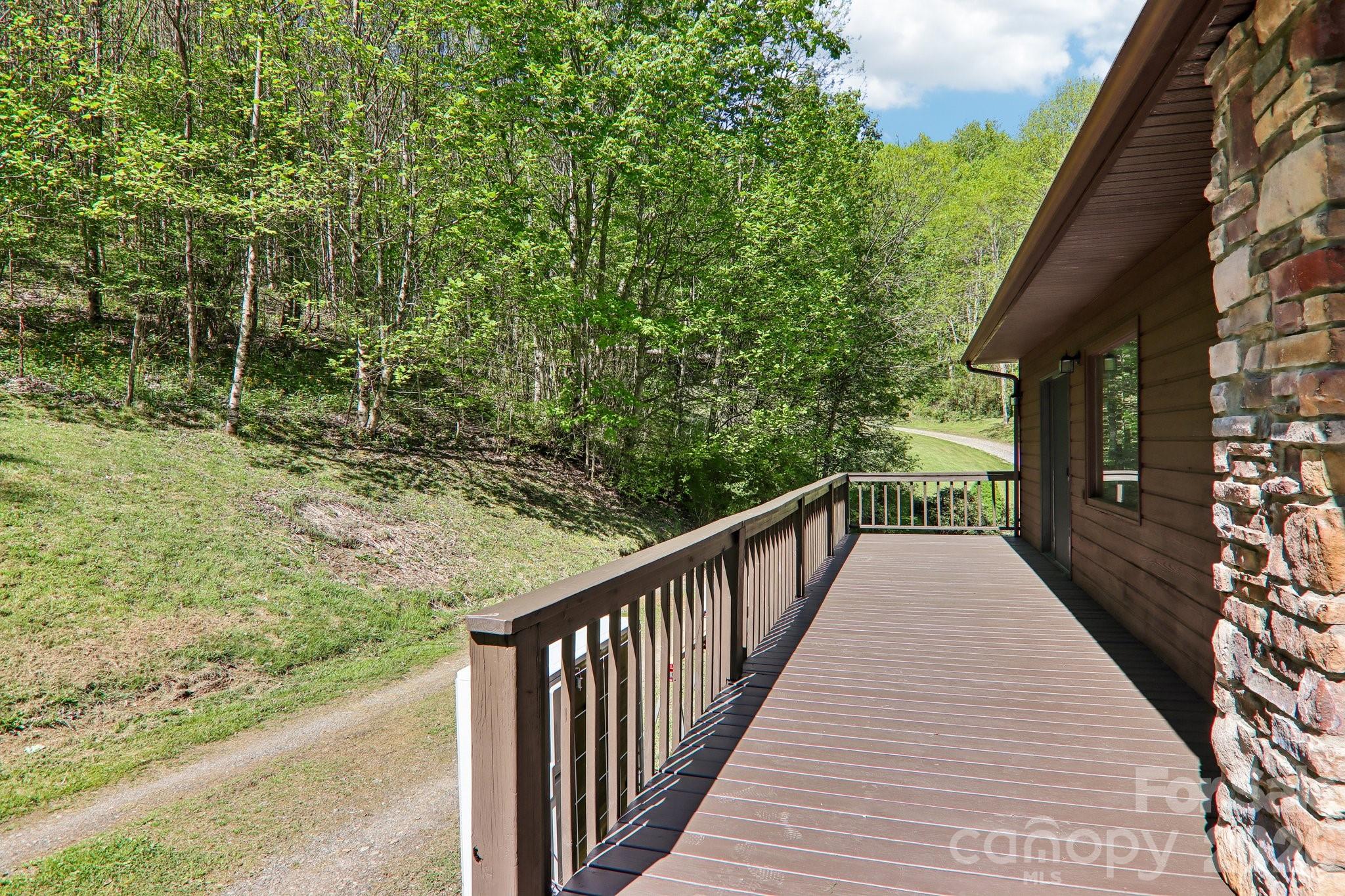129 Cash Phillips Drive Mars Hill NC 28754