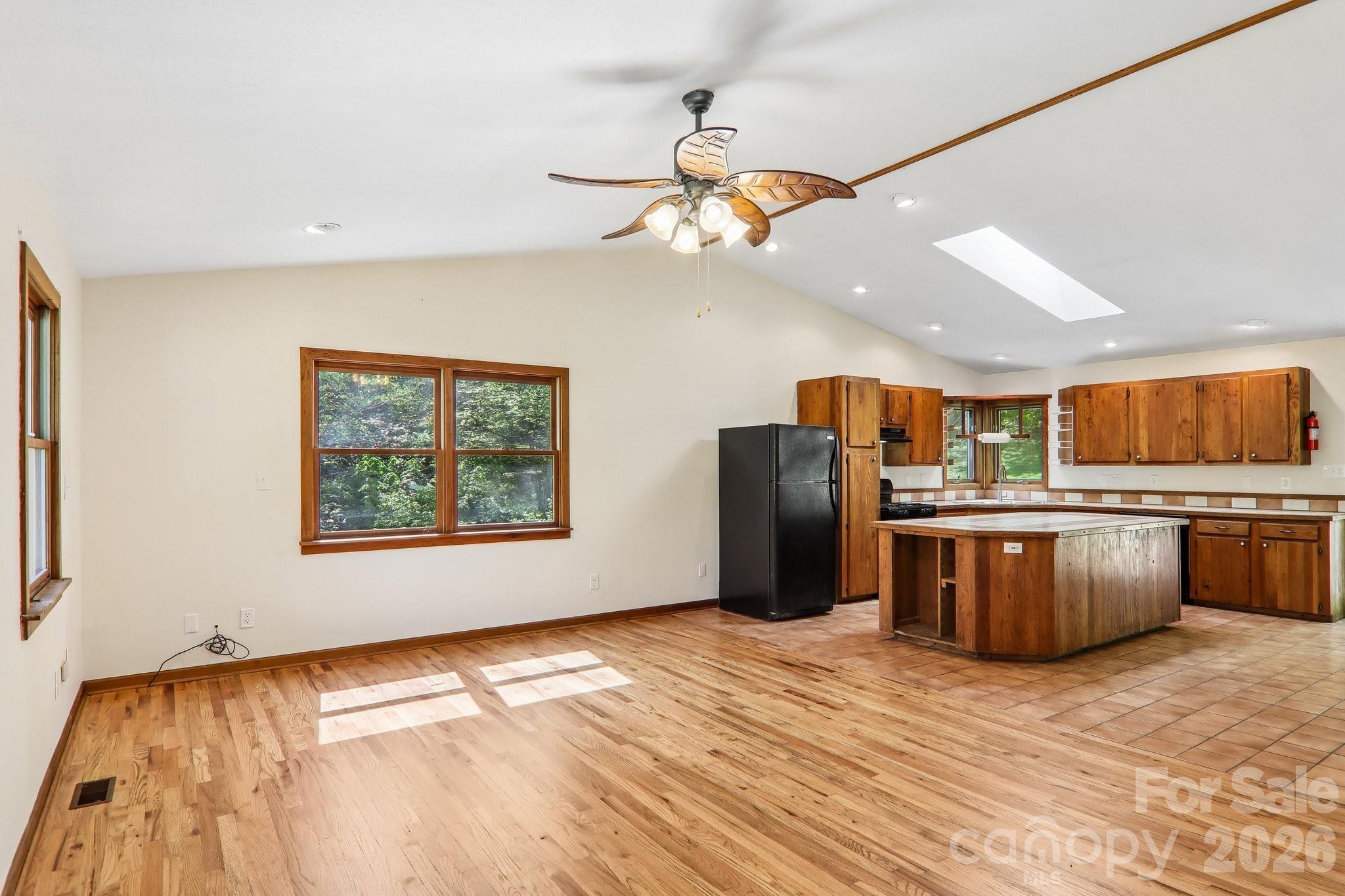 129 Cash Phillips Drive Mars Hill NC 28754