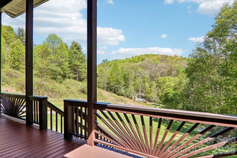 129 Cash Phillips Drive Mars Hill NC 28754
