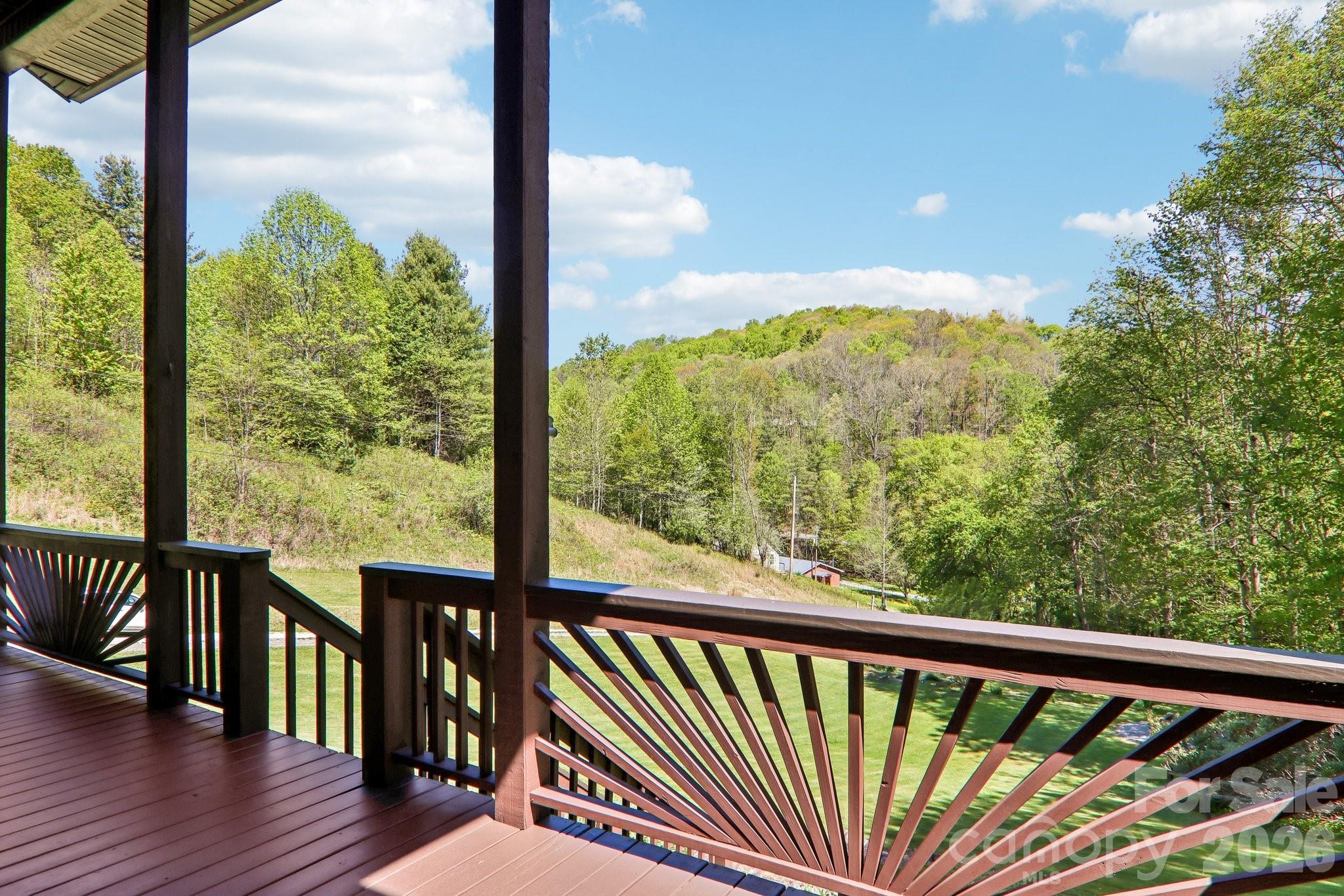 129 Cash Phillips Drive Mars Hill NC 28754