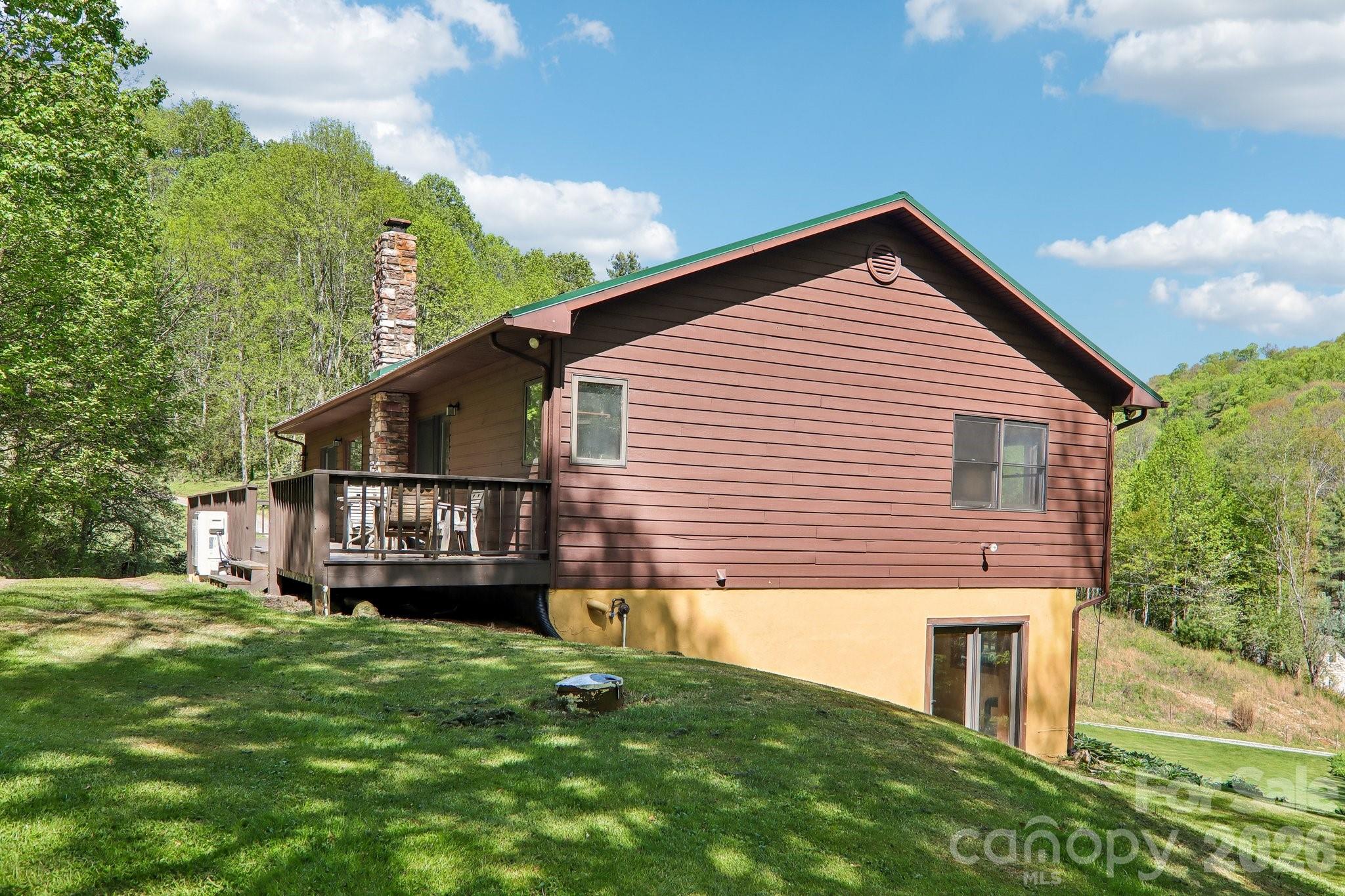 129 Cash Phillips Drive Mars Hill NC 28754