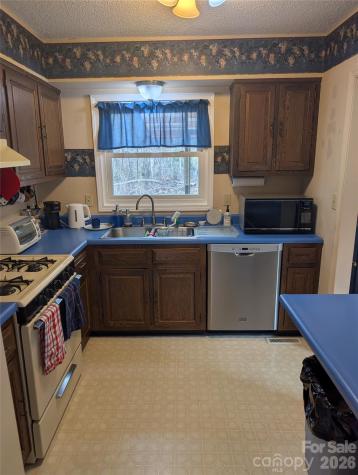 43 Deer Run Drive Asheville NC 28803