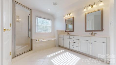 5423 Piper Glen Drive Charlotte NC 28277