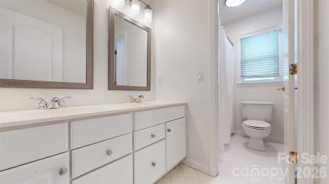 5423 Piper Glen Drive Charlotte NC 28277