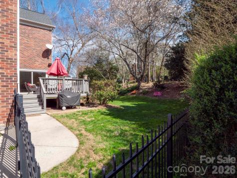 5423 Piper Glen Drive Charlotte NC 28277