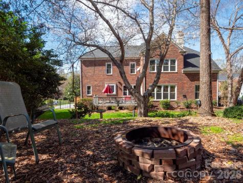 5423 Piper Glen Drive Charlotte NC 28277