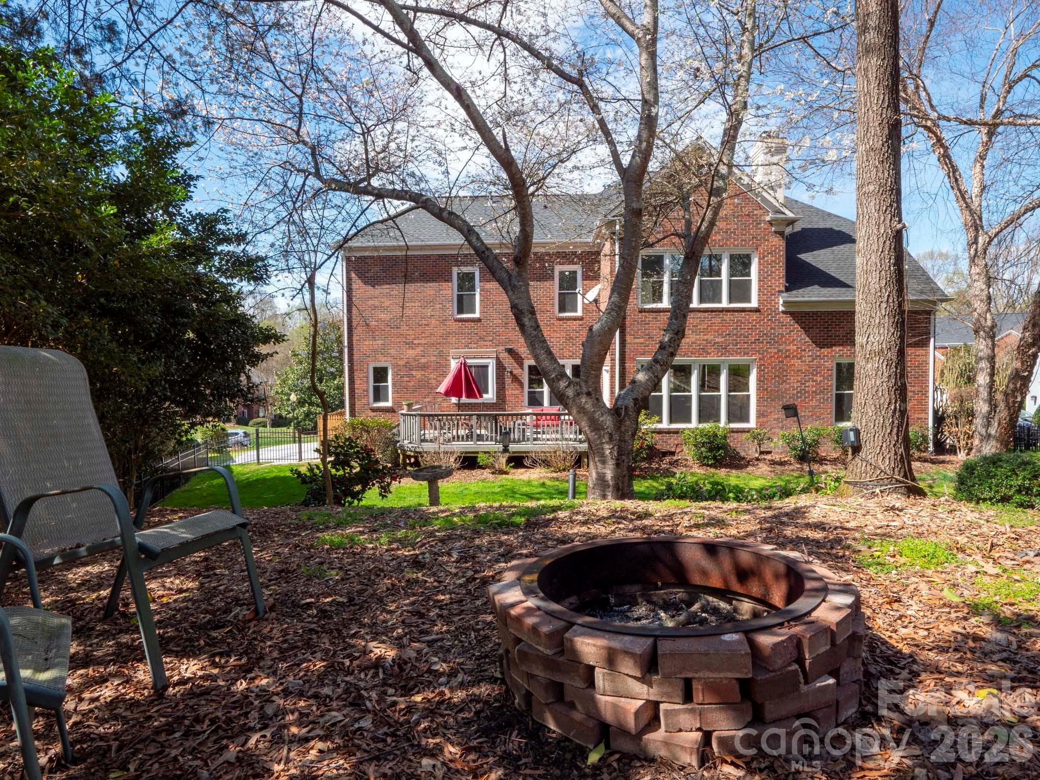 5423 Piper Glen Drive Charlotte NC 28277
