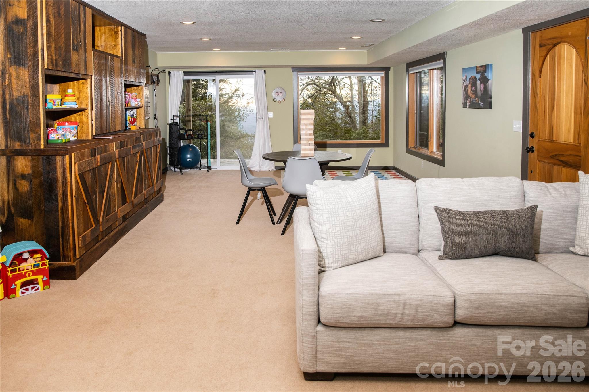 425 Flat Top Mountain Road Fairview NC 28730