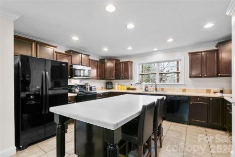 28 Chapel Park Road Asheville NC 28803