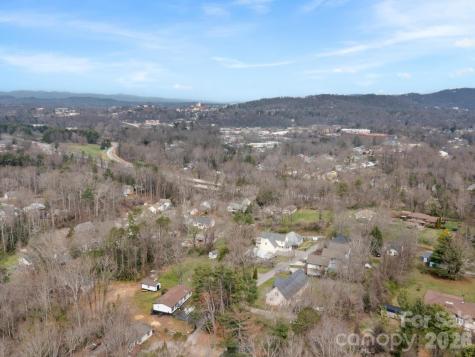 28 Chapel Park Road Asheville NC 28803