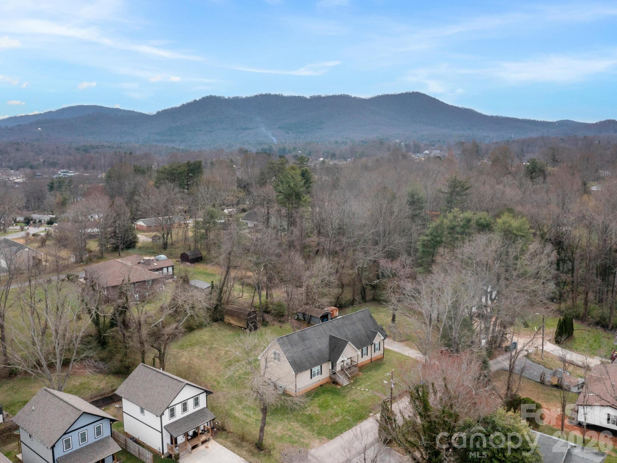 28 Chapel Park Road Asheville NC 28803