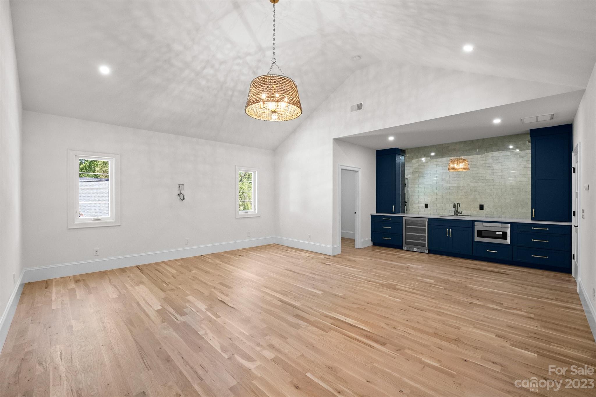 229 N Canterbury Road Charlotte NC 28211