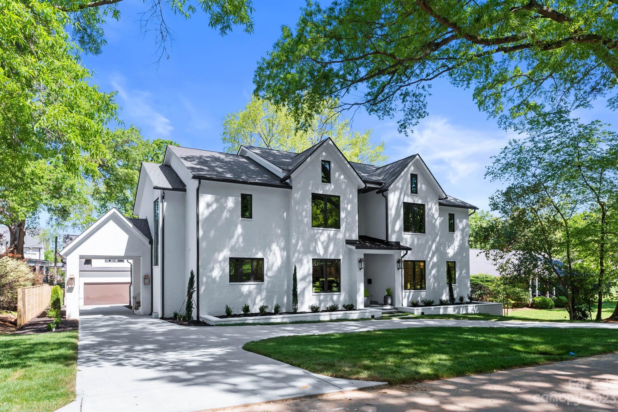 229 N Canterbury Road Charlotte NC 28211
