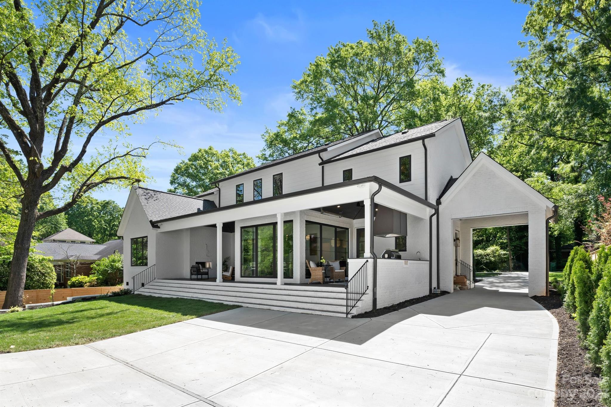 229 N Canterbury Road Charlotte NC 28211