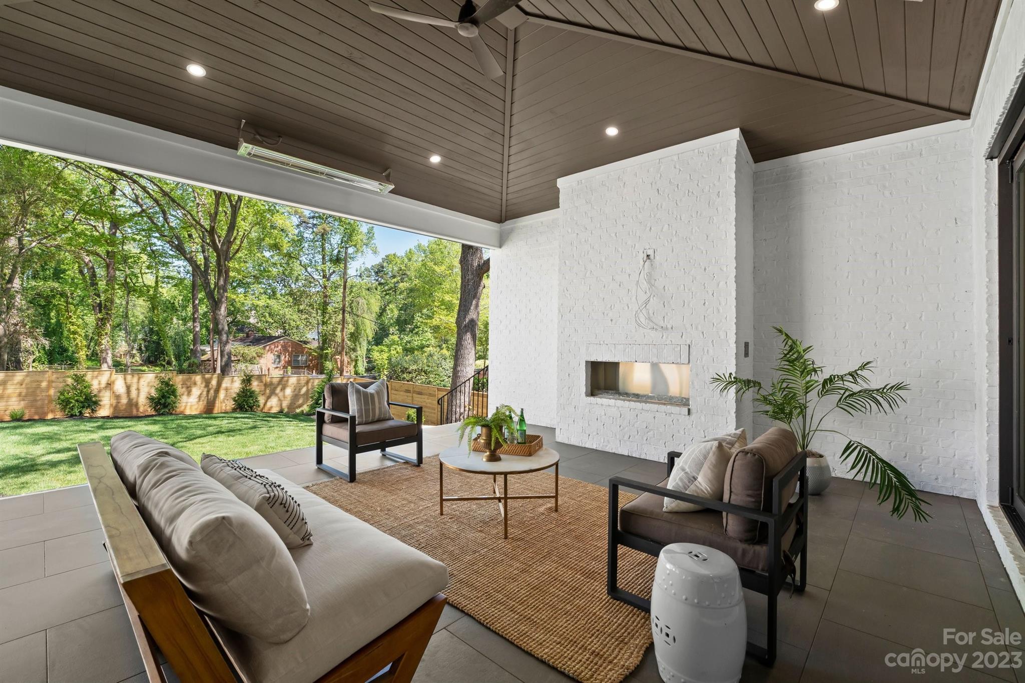229 N Canterbury Road Charlotte NC 28211