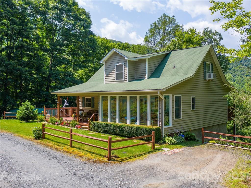 1595 Hickory Springs Road Burnsville NC 28714