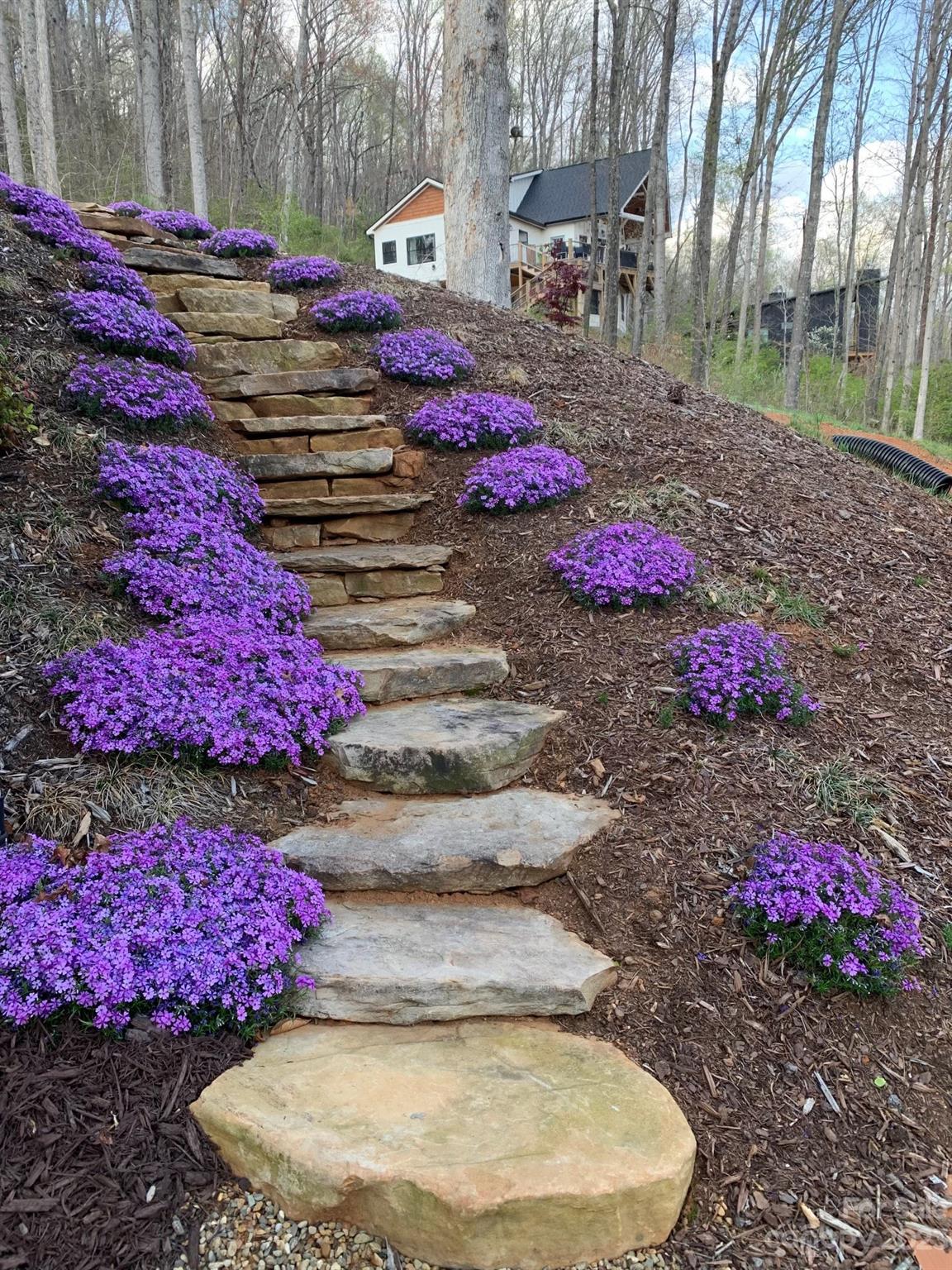 408 Georgia June Lane Swannanoa NC 28778