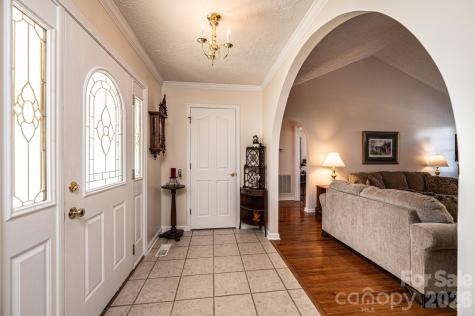 2576 Rolling Ridge Drive Hickory NC 28602