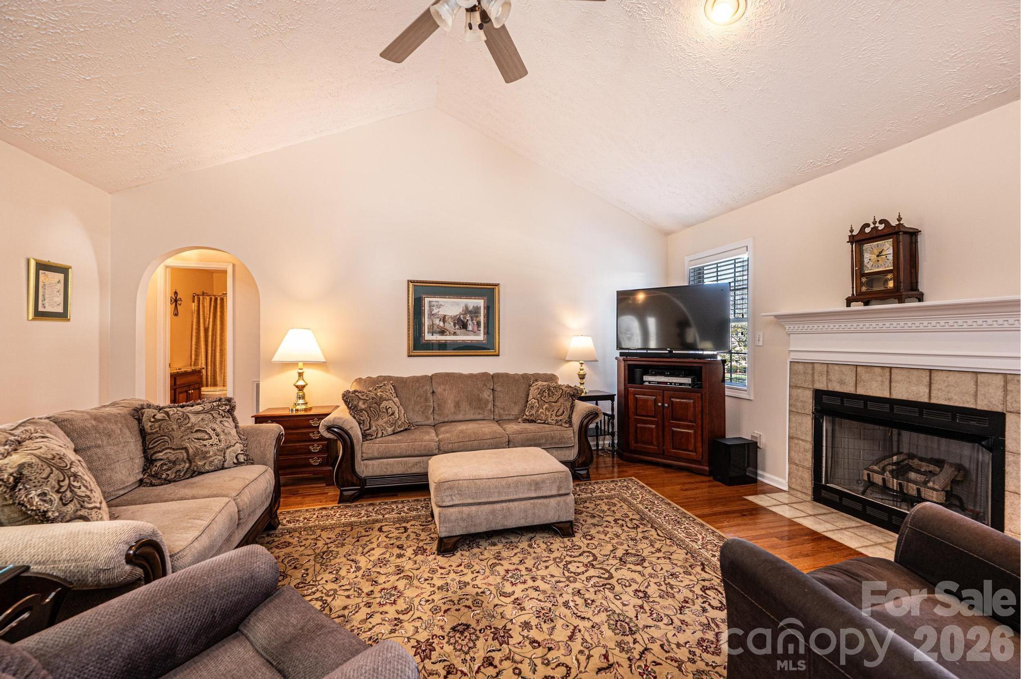 2576 Rolling Ridge Drive Hickory NC 28602