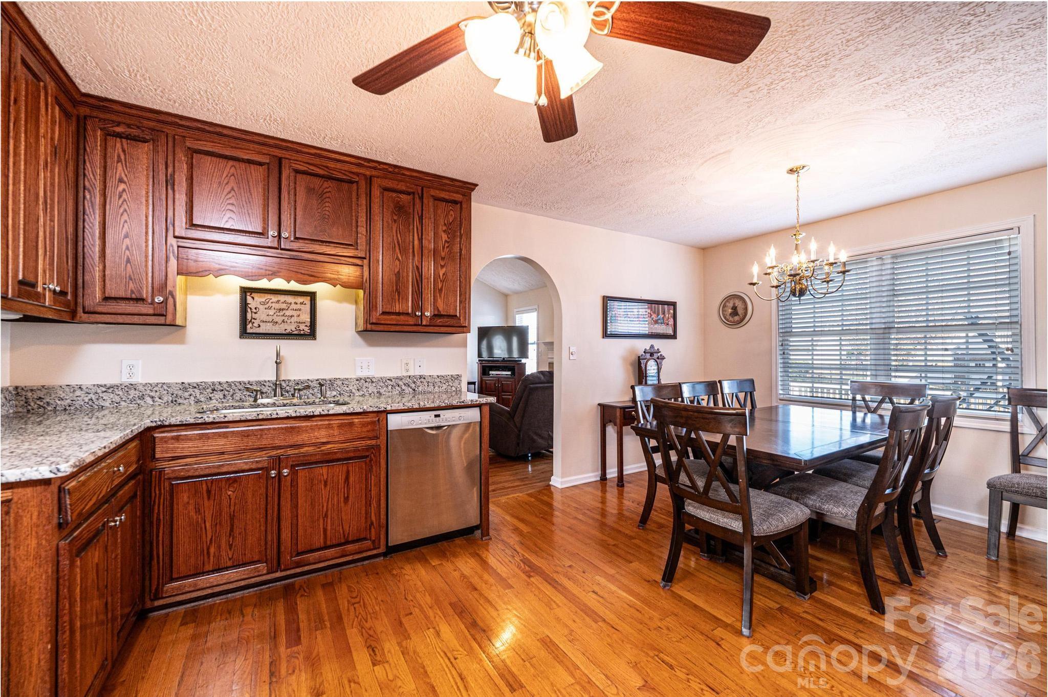 2576 Rolling Ridge Drive Hickory NC 28602