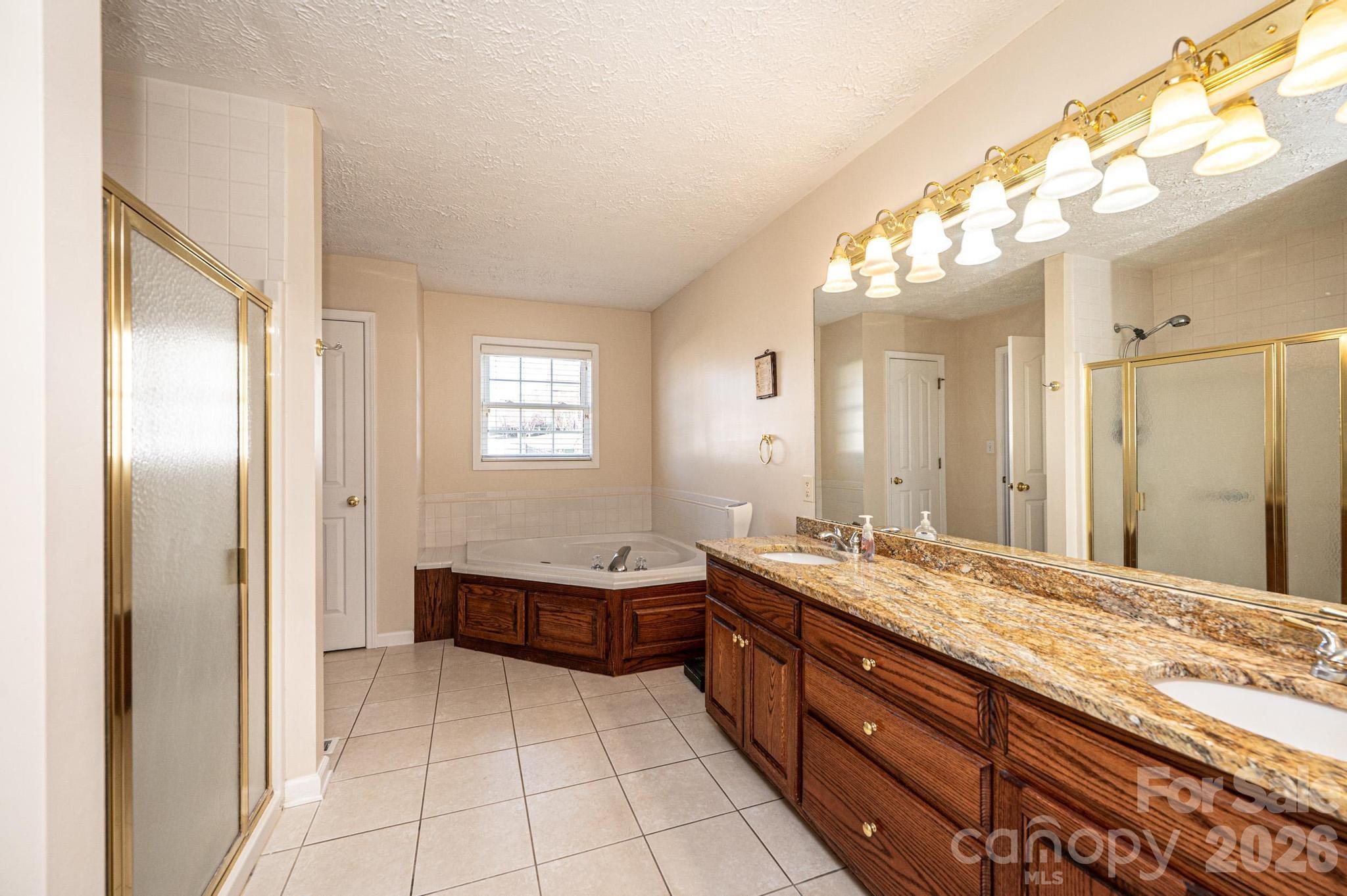 2576 Rolling Ridge Drive Hickory NC 28602
