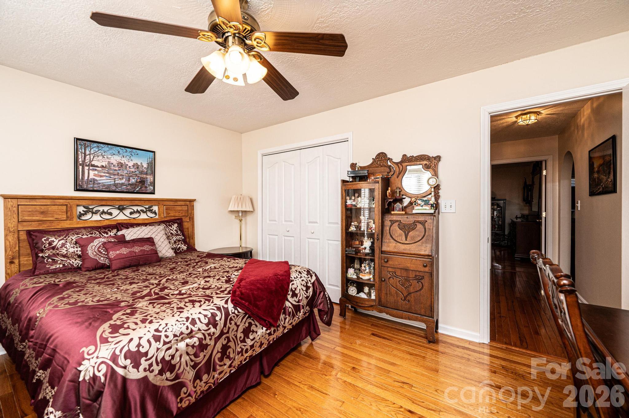 2576 Rolling Ridge Drive Hickory NC 28602