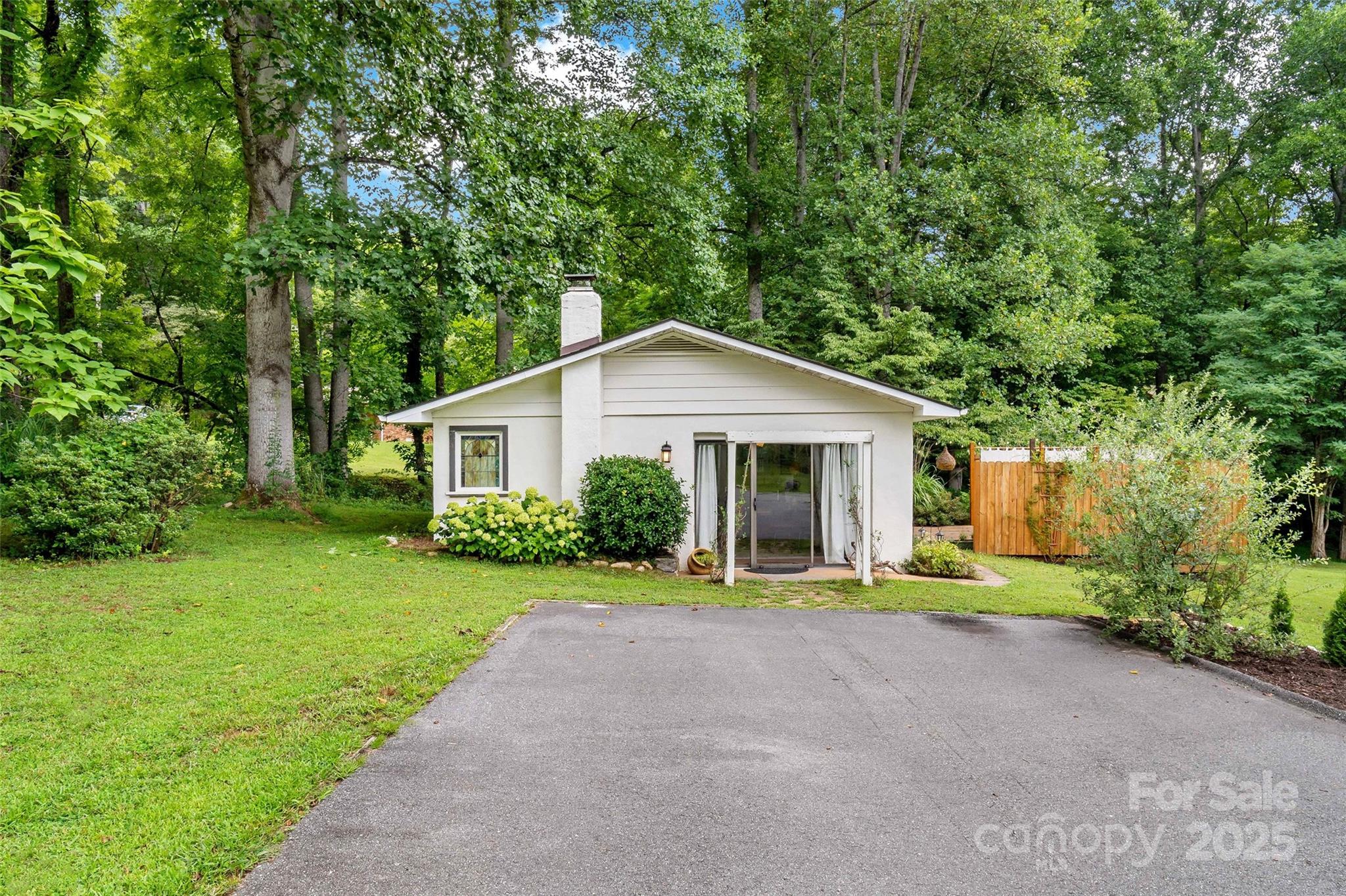 570 Brandon Road Black Mountain NC 28711