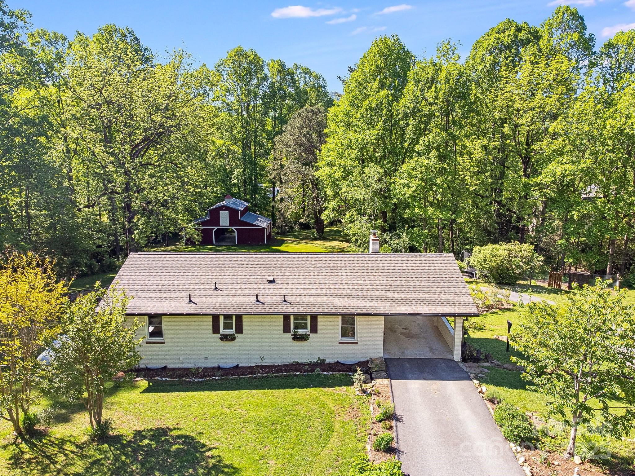 570 Brandon Road Black Mountain NC 28711
