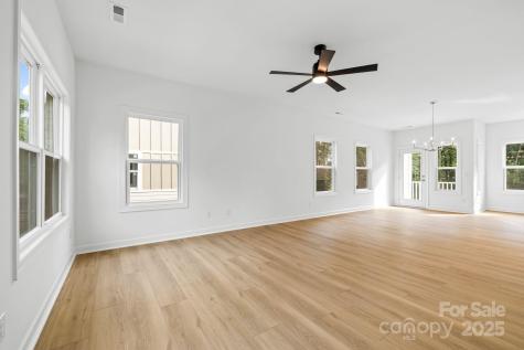 3924 Hager Drive Charlotte NC 28208