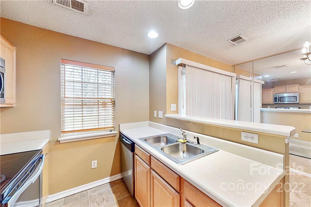 10117 Forest Landing Drive Charlotte NC 28213