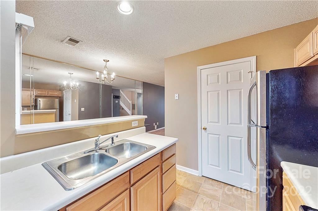 10117 Forest Landing Drive Charlotte NC 28213