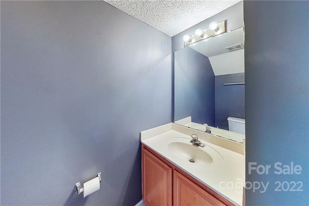 10117 Forest Landing Drive Charlotte NC 28213